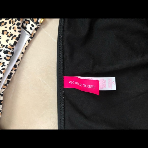 Victoria secret bathing suit 3 pieces - Picture 3 of 5
